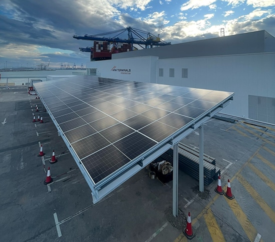 APM Terminals Valencia solar panels