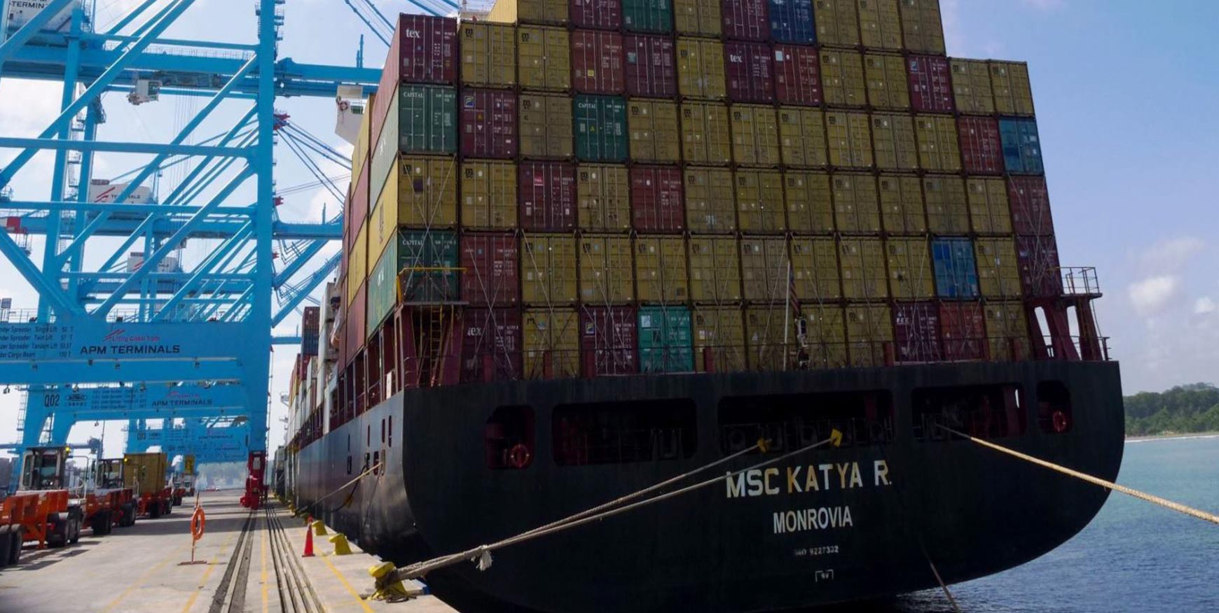 MSC Katya calls at APM Terminals Moin