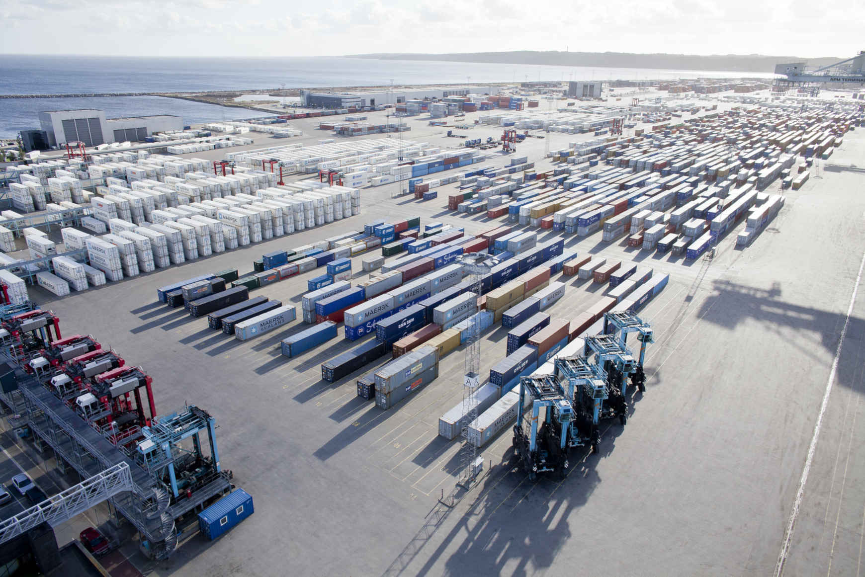 200810-apm-terminals-to-acquire-al-cs-container-terminal-in-aarhus