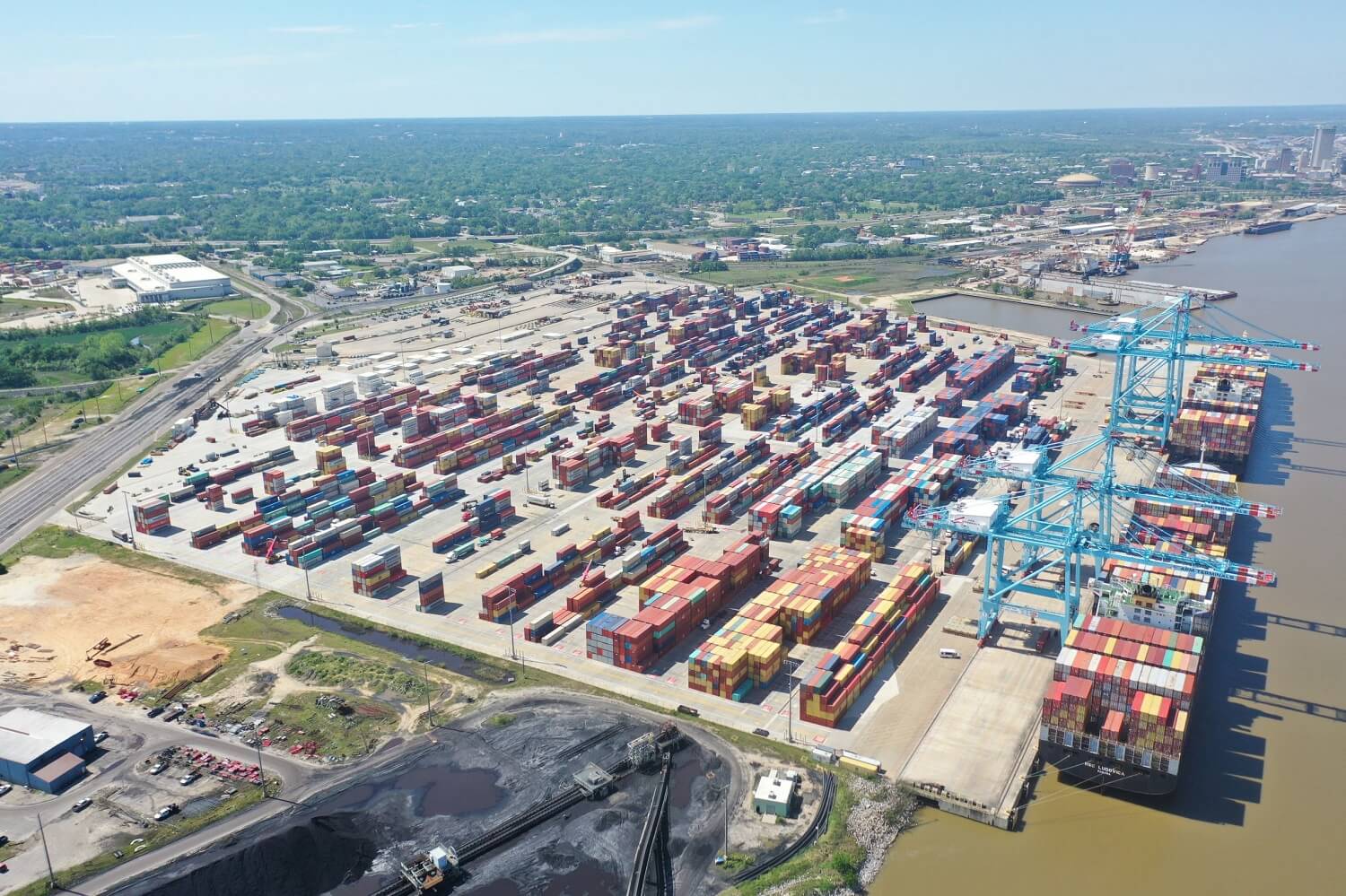 220520-apm-terminals-mobile-aerial-photo
