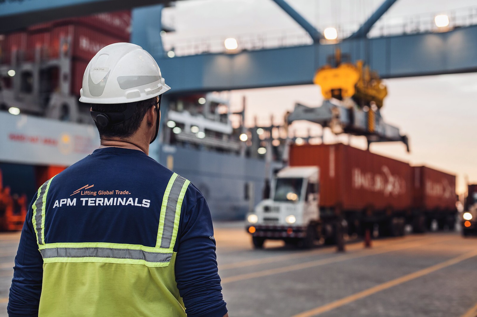 220613-apm-terminals