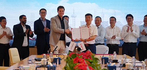 APM Terminals and SANY Marine sign landmark