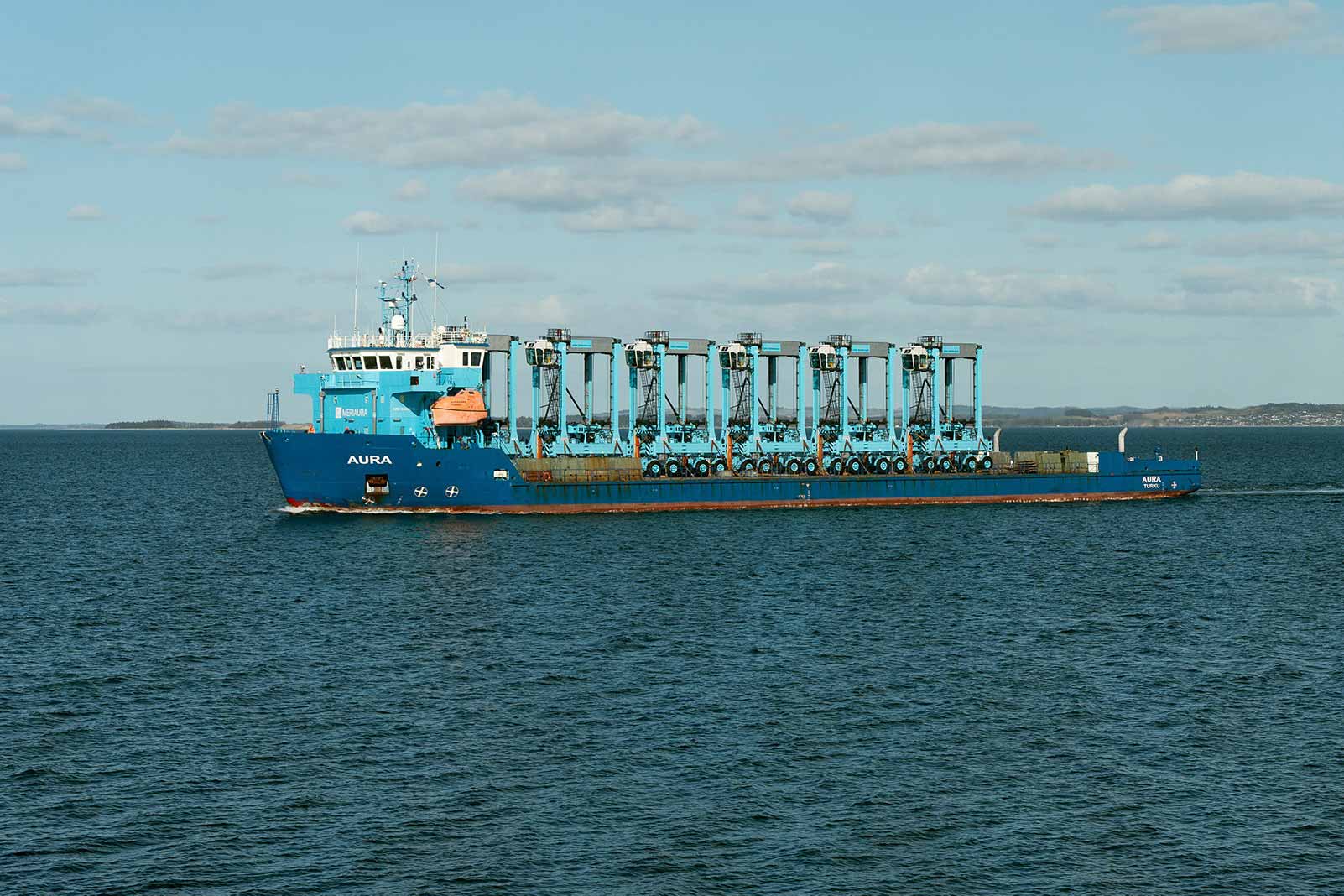 aarhus-straddle-carriers