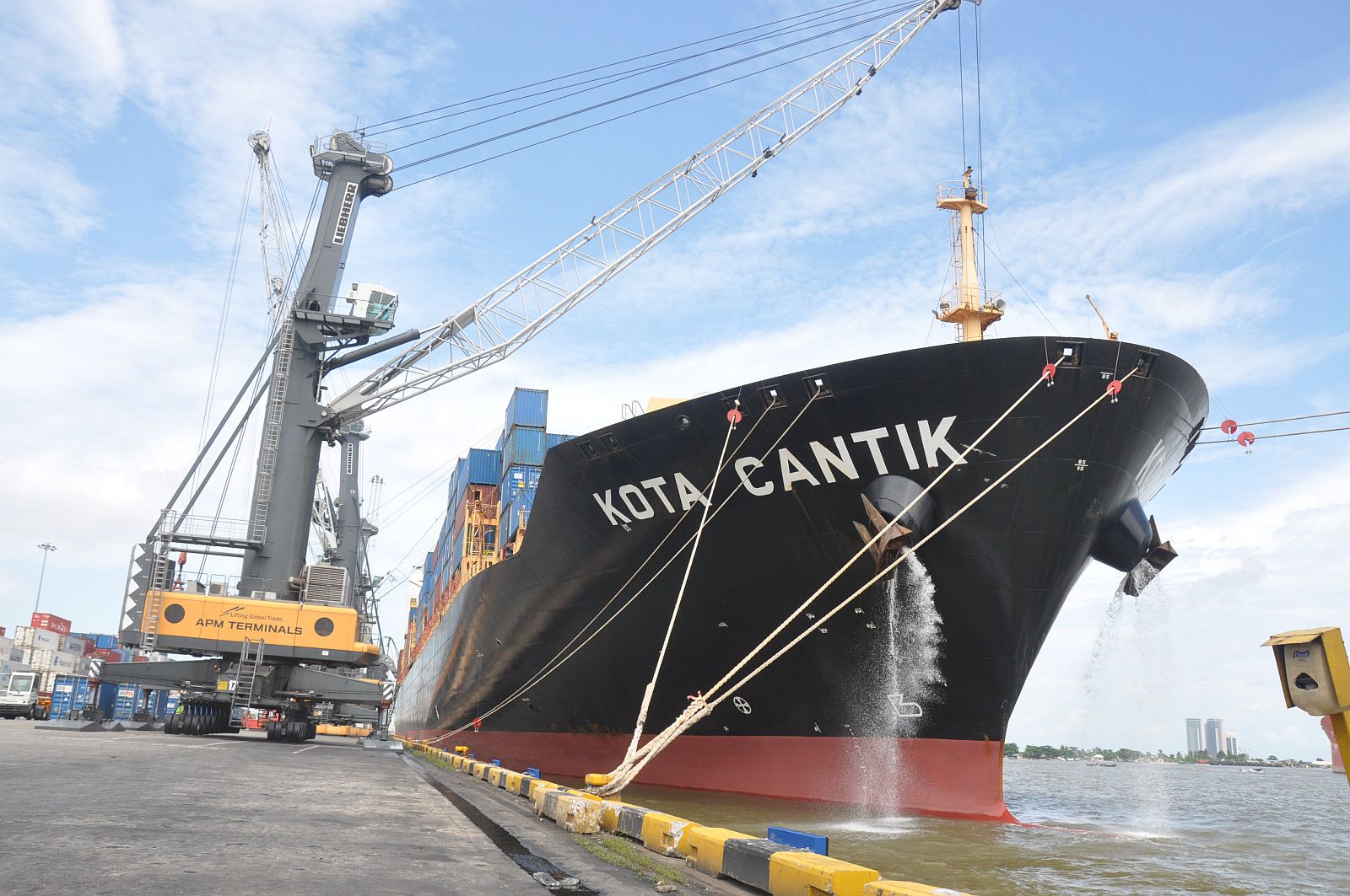 kota-cantik-apapa