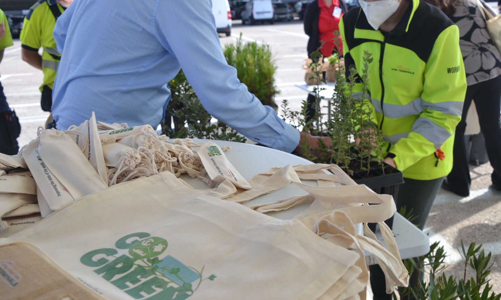 211029-go-green-apm-terminals-spanish-gateways