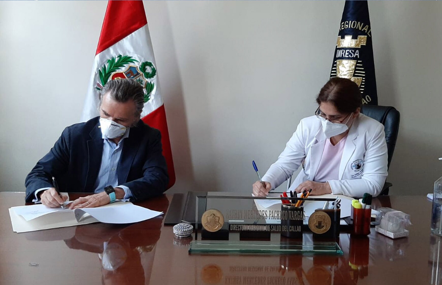callao-medical-facility-signing