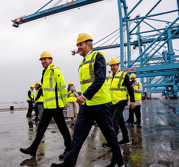 APM Terminals Maasvlakte II royal visit