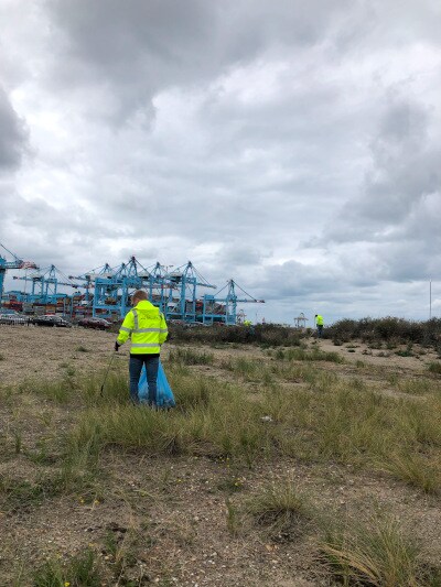 221123-terminalcleanup-photo-in-article-2