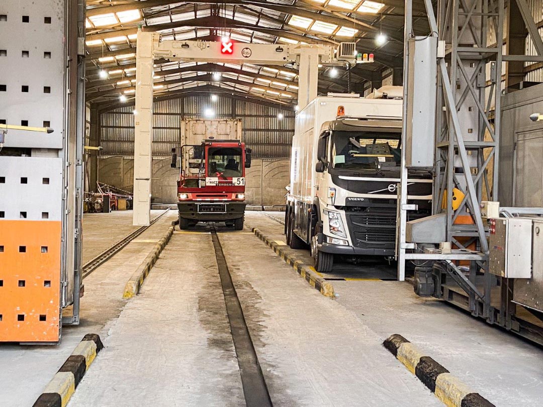 Through Scan Drive Through Scanning - APM Terminals