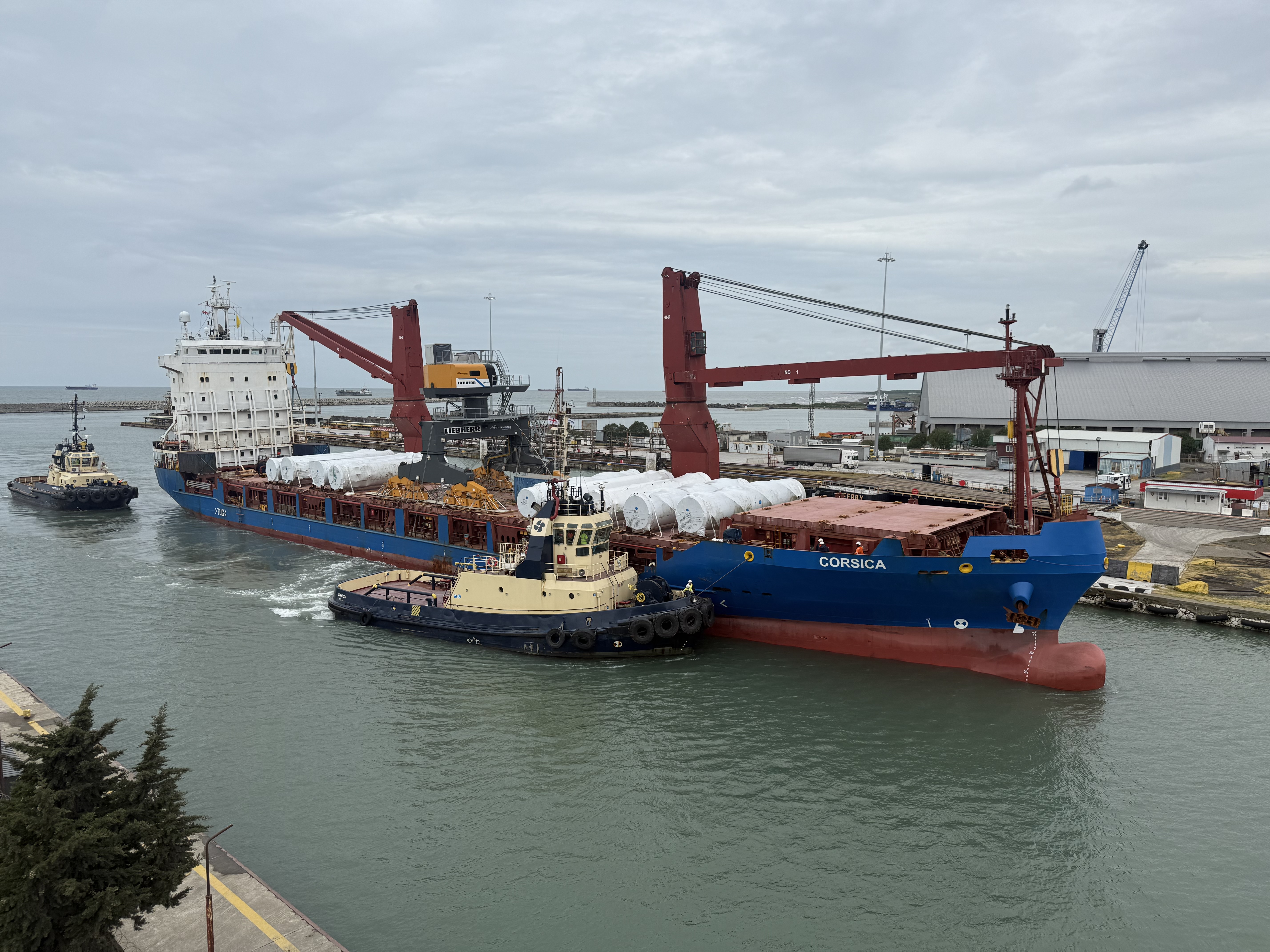 New Crane APM Terminals a